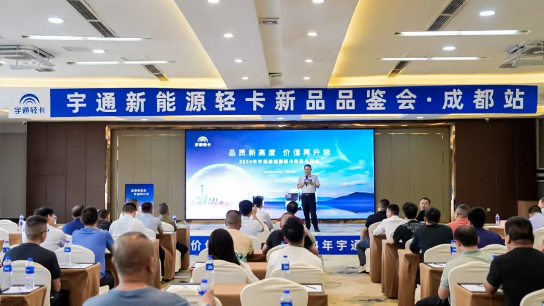 致富经|月入2万+，，，，，，这位卡友分享了自己的赚钱秘笈！