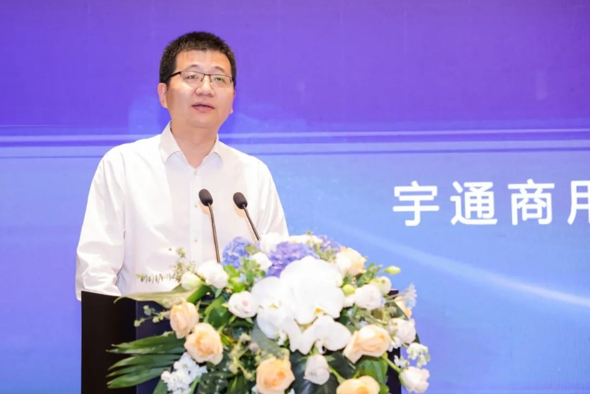 实力见证 | 加速拓展全场景运输，，，，，，，，letou国际米兰官网重卡在日照宣布底置换电新品！