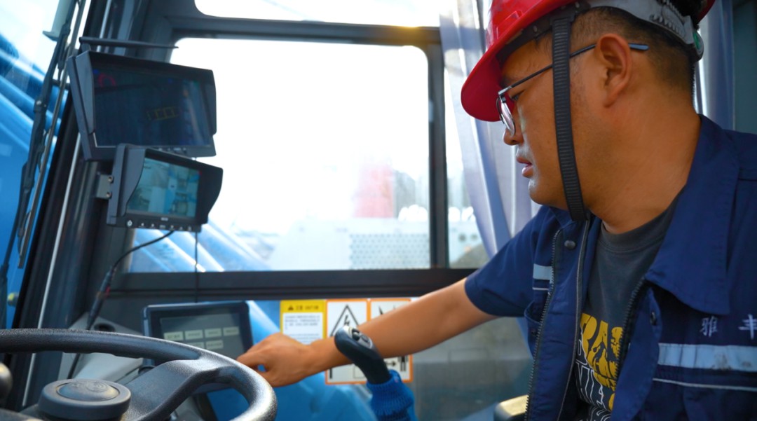 letou綯ڰ̥ػӲգڰɫЧҵ