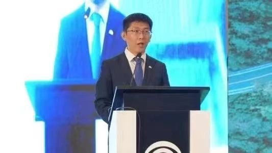 letou国际米兰官网DMT&amp;amp;amp;amp;amp;amp;YEA闪灼巴基斯坦，，，，，斩获外地最大新能源公交订单400台