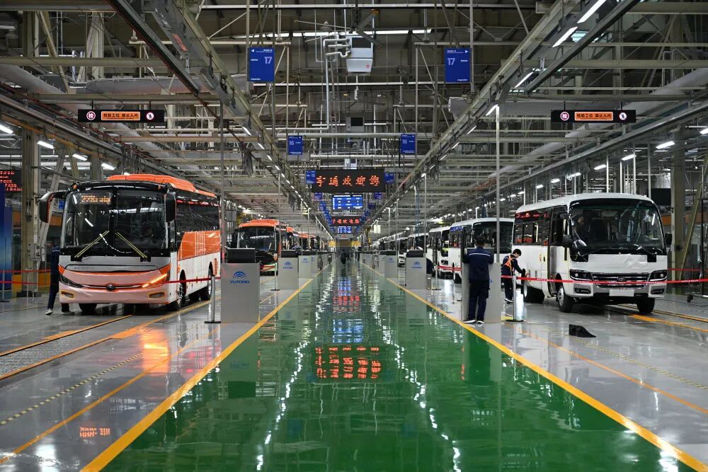 这里的客车，，，，，何以驶向全球？？？？？？？？