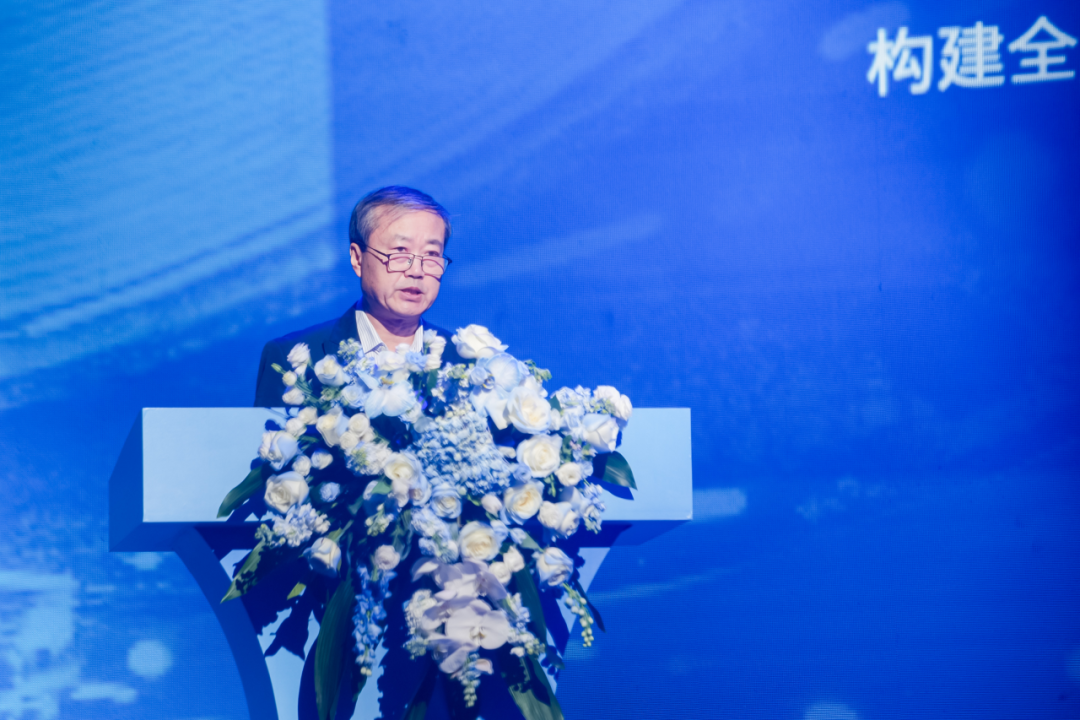letou国际米兰官网服务品牌“宇?直服”重磅宣布！推动服务再进阶