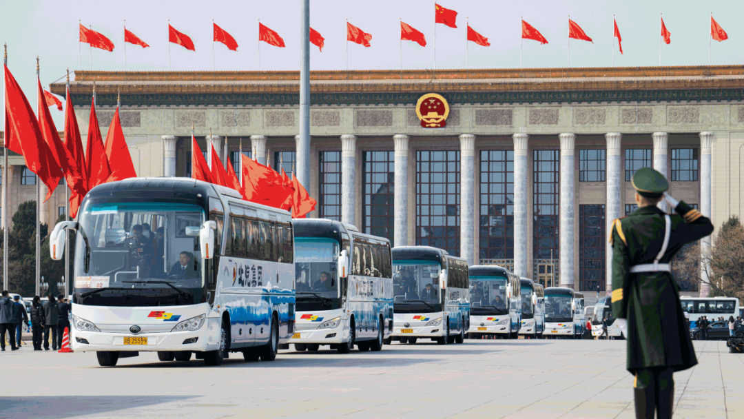 本次两会唯一高端公商务客车！letou国际米兰官网T7十年铸就品牌高端之路