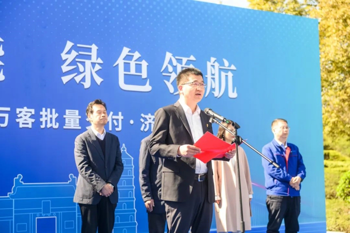 2024开年以来海内最大批量氢燃料牵引车乐成交付！4】.jpg