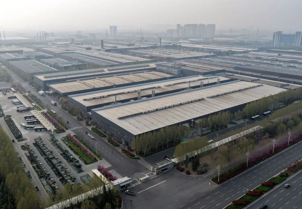 这里的客车，，，，，何以驶向全球？？？？？？？？