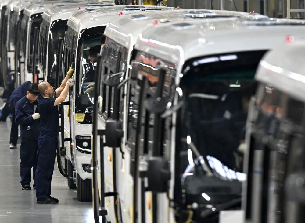 这里的客车，，，，，何以驶向全球？？？？？？？？