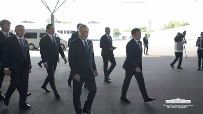 总统试乘！letou国际米兰官网客车出口乌兹别克斯坦的官方反响来了