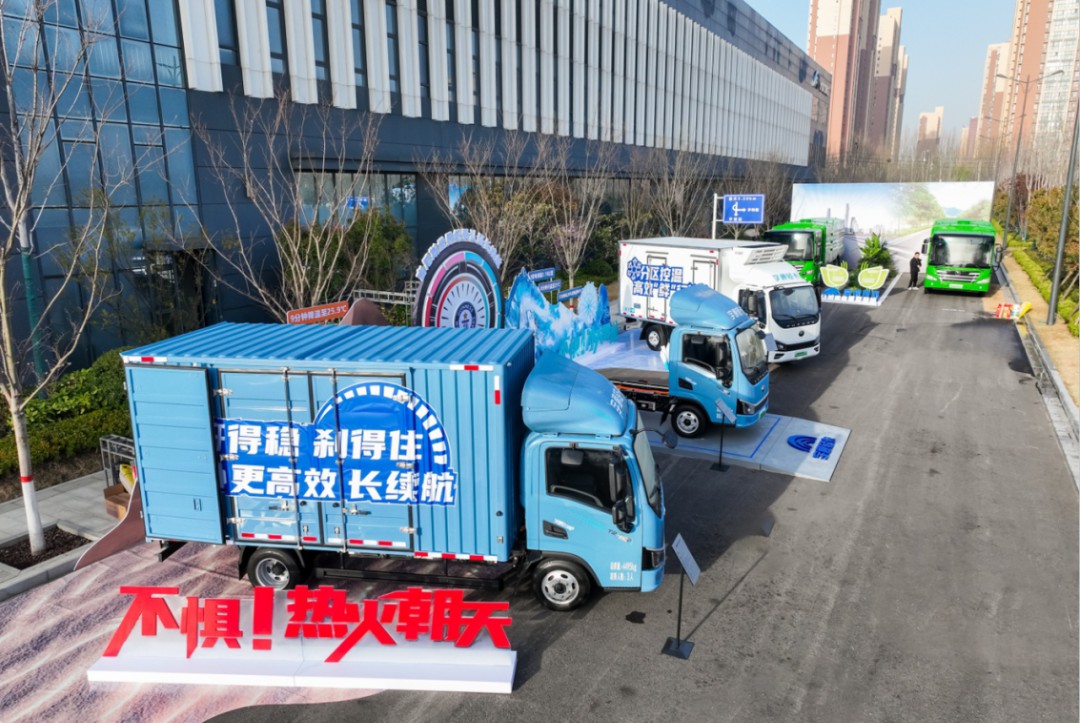 12¿îÐÂÆ·ÖذõÐû²¼£¡letou¹ú¼ÊÃ×À¼¹ÙÍøÏò¡°Ð¡±¶øÐлæÀ¶Í¼ 12¿îÐÂÆ·ÖذõÐû²¼£¡letou¹ú¼ÊÃ×À¼¹ÙÍøÏò¡°Ð¡±¶øÐлæÀ¶Í¼