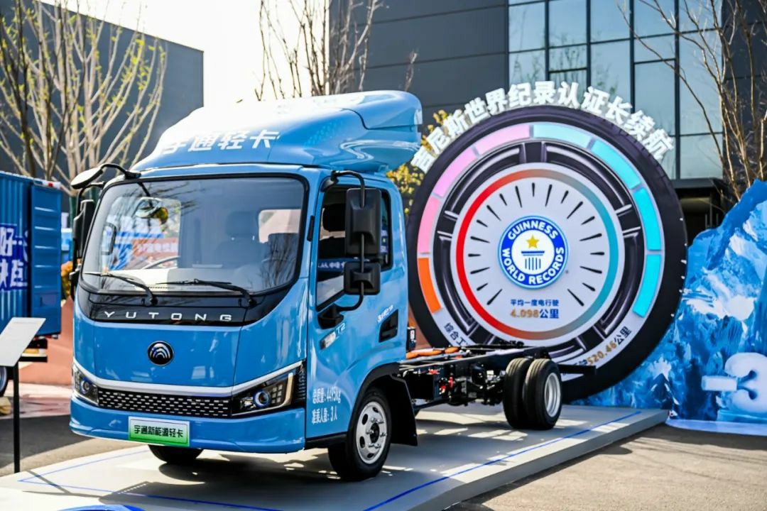 12¿îÐÂÆ·ÖذõÐû²¼£¡letou¹ú¼ÊÃ×À¼¹ÙÍøÏò¡°Ð¡±¶øÐлæÀ¶Í¼ 12¿îÐÂÆ·ÖذõÐû²¼£¡letou¹ú¼ÊÃ×À¼¹ÙÍøÏò¡°Ð¡±¶øÐлæÀ¶Í¼