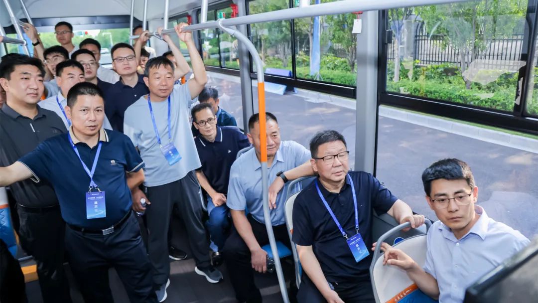 25�Ч������4�󳡾���letou�������������׷��Pro�������������������칫�������徲����