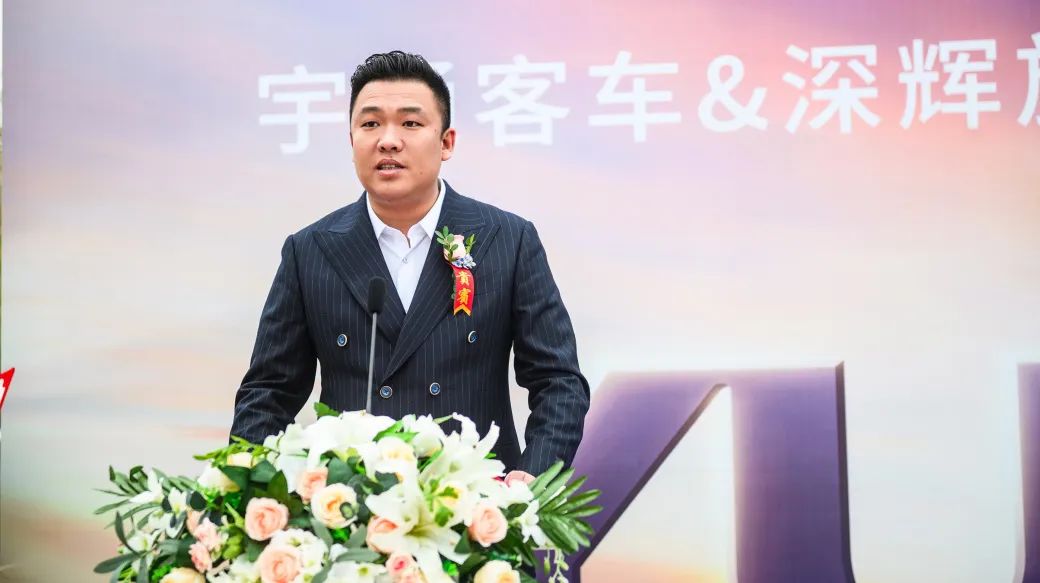 又100辆!letou国际米兰官网高端旅游客车再次批量交付新疆 又100辆!letou国际米兰官网高端旅游客车再次批量交付新疆