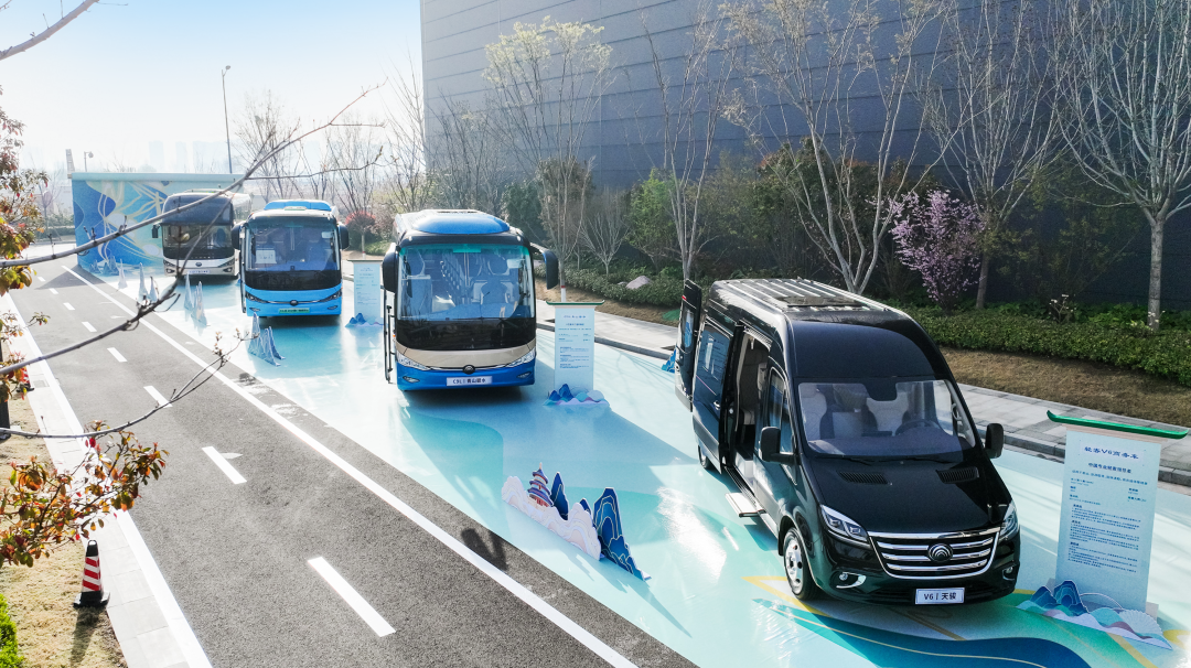 又100辆!letou国际米兰官网高端旅游客车再次批量交付新疆 又100辆!letou国际米兰官网高端旅游客车再次批量交付新疆